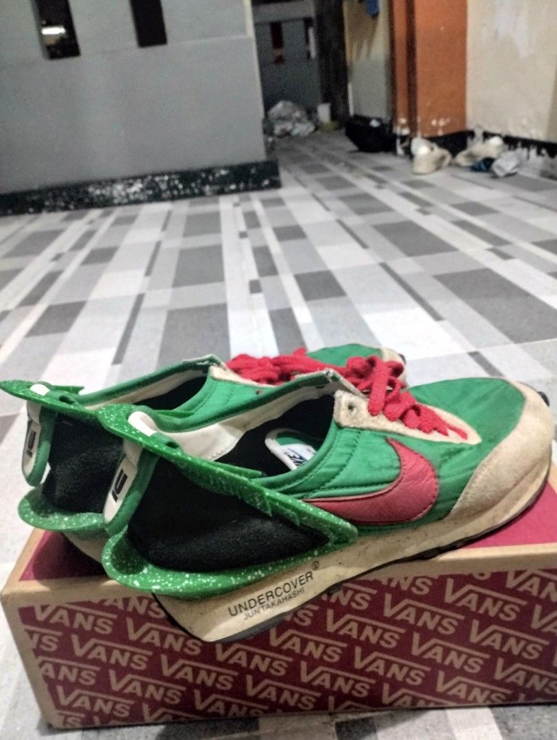 harga nike undercover jun takahashi