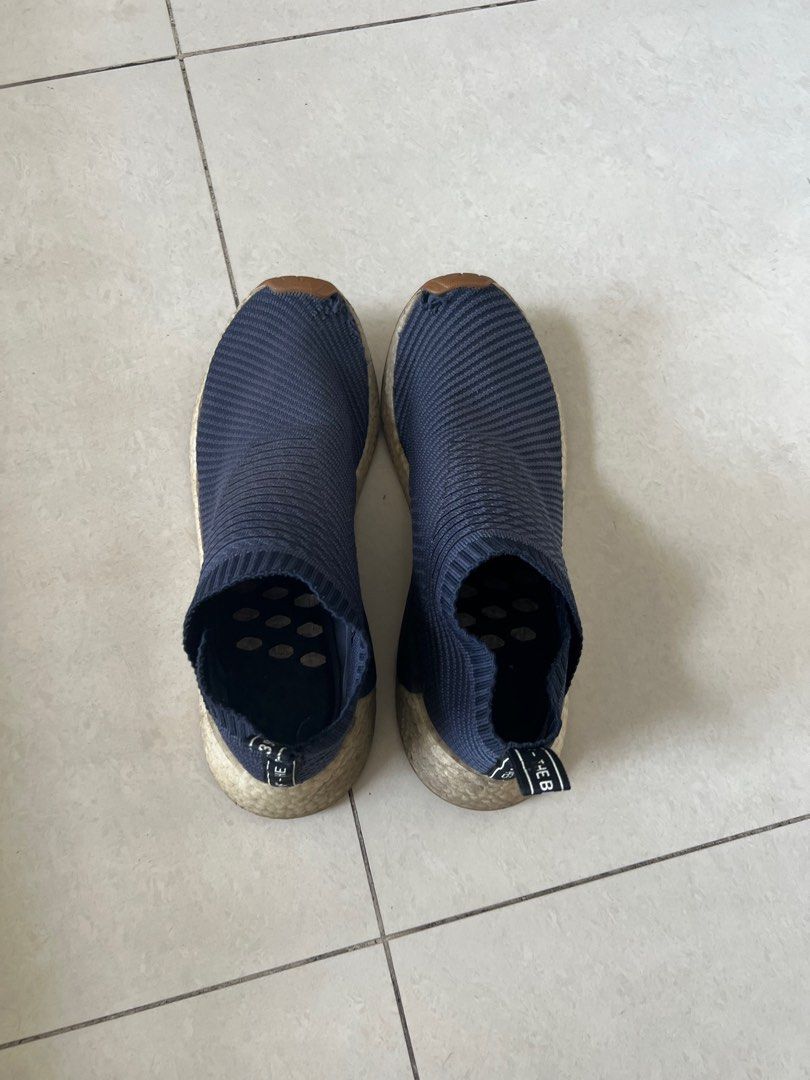 Nmd hotsell r2 laceless