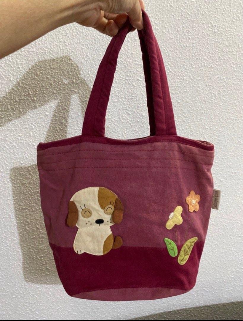 Handcarry bag from pet shop, Women's Fashion, Bags & Wallets, Tote Bags