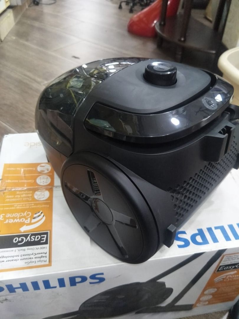 PHILIPS VACUUM CLEANER(FC8087/61), TV & Home Appliances, Vacuum Cleaner