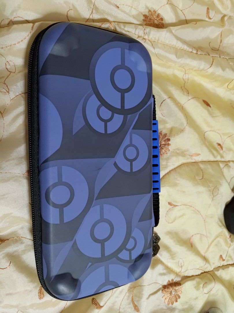 POKEMON (Mewtwo) Nintendo Switch V2 pouch, Video Gaming, Gaming ...