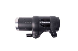 (Category: ) located in . Submitted by usedcameraandstudioequipment (Listing ID 1231323748, Image 1). Description: .