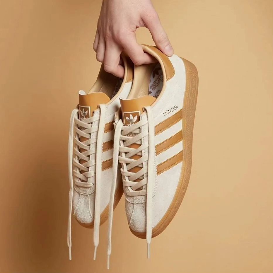 Adidas munchen top cream