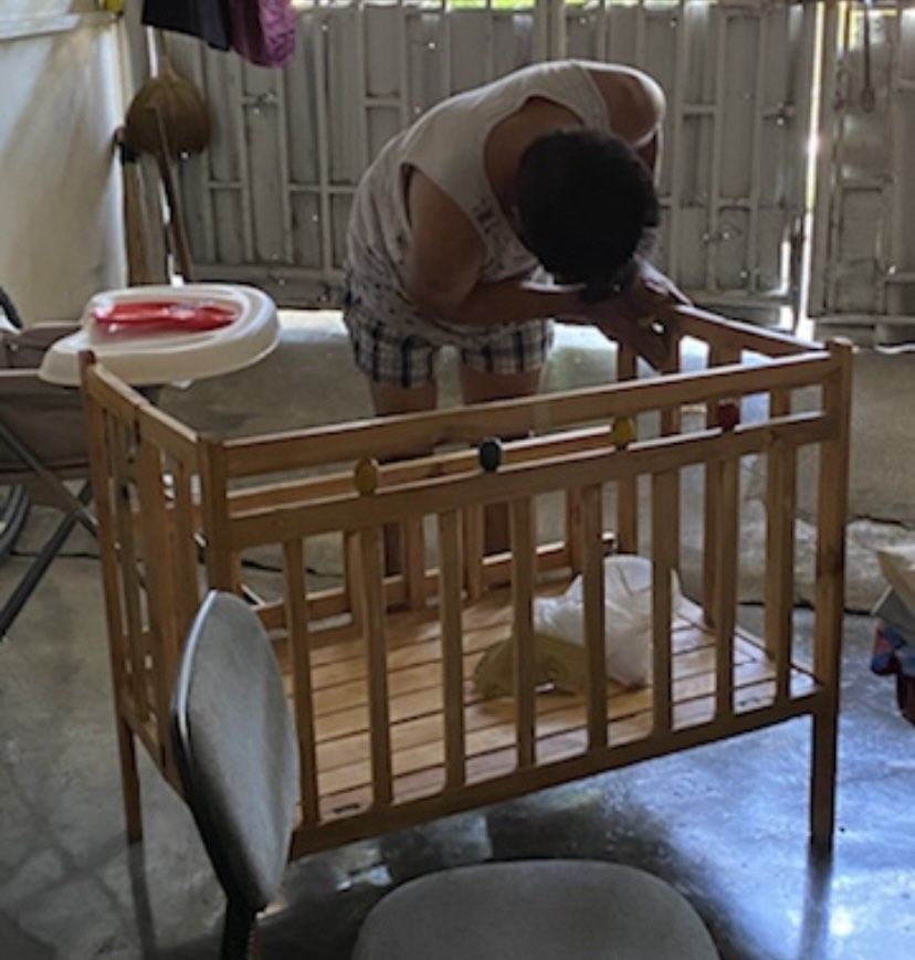 Wooden baby crib for sale cheap