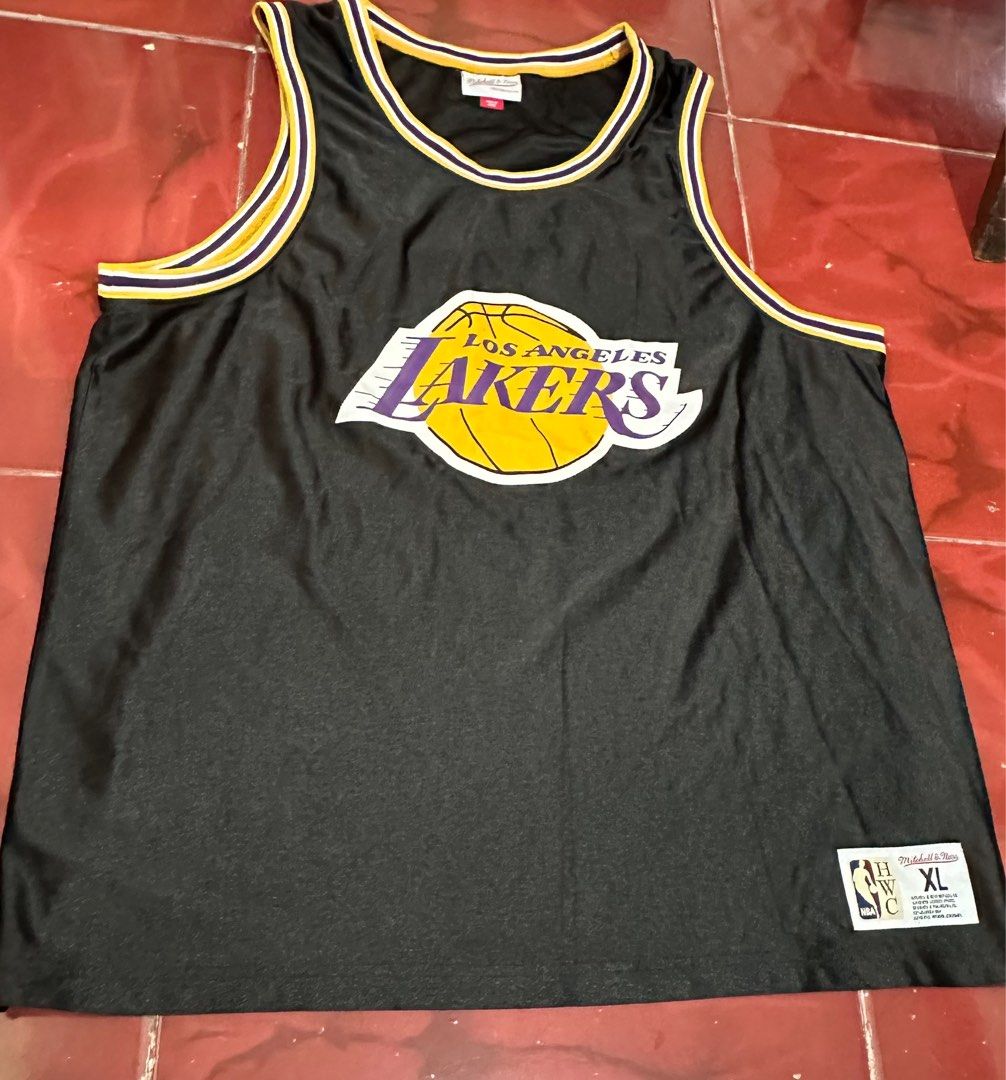 lakers warmer jersey by nba, Men's Fashion, Activewear on Carousell