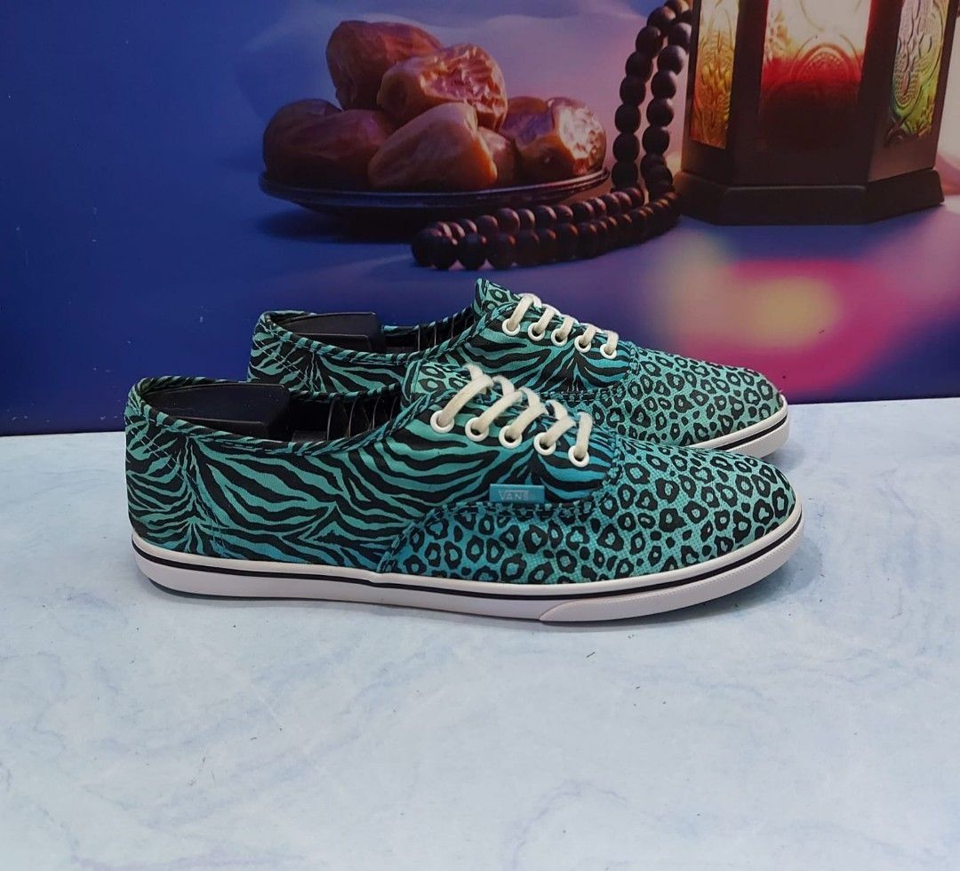 Foto sepatu vans leopard outlet