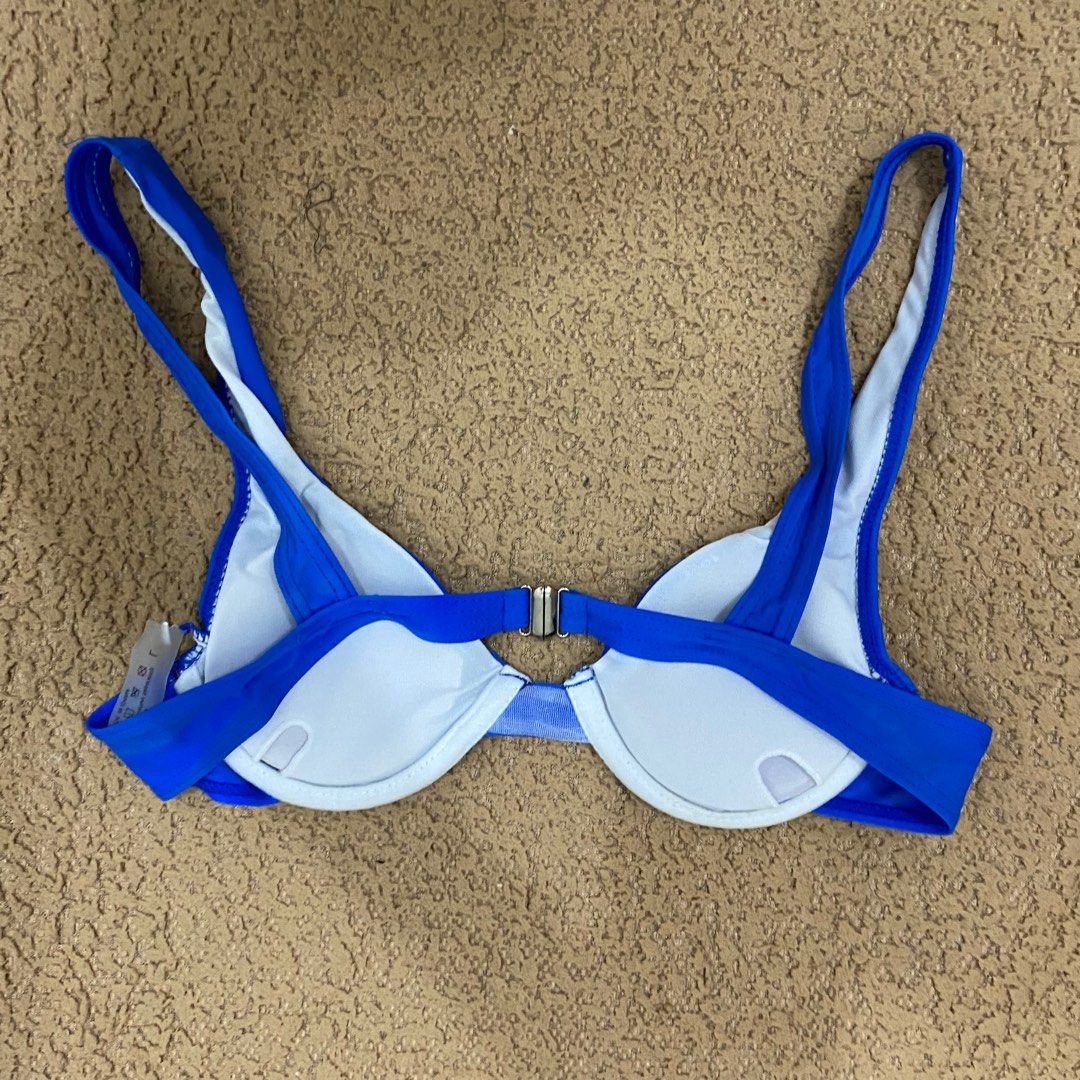 Shein bikini midwaist on Carousell