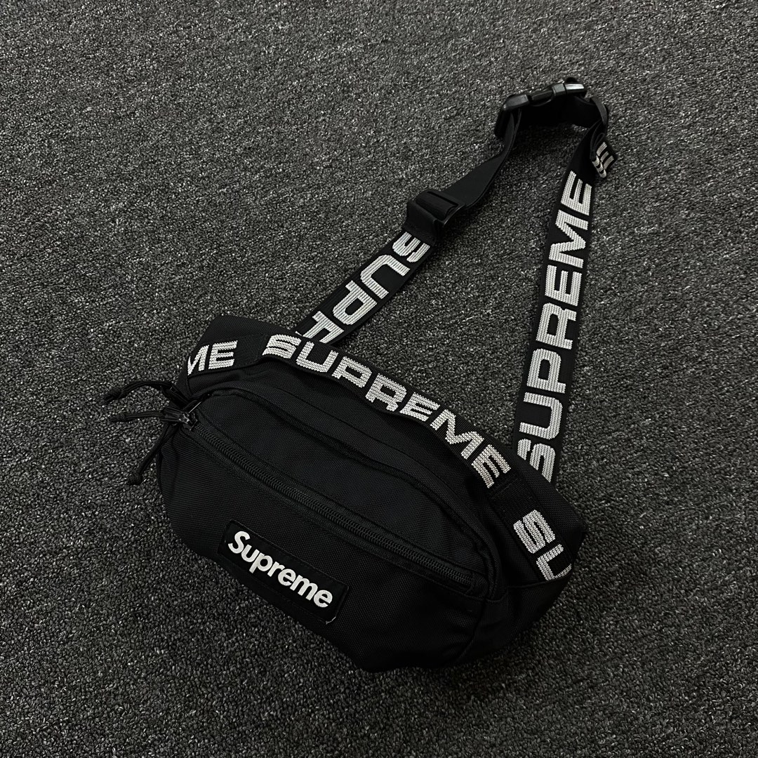 Supreme ss18 waist hotsell bag black