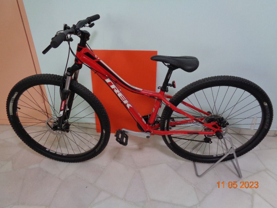 Trek clearance caliber 4