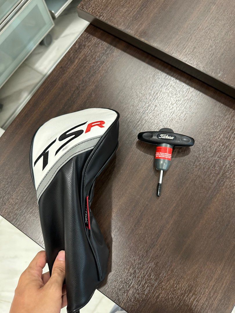 Titleist TSR3 with Tensei 1K carbon 65X, Sports Equipment, Sports