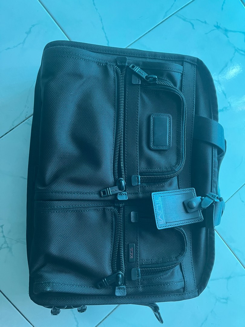 Tumi Laptop Bag, Hobbies & Toys, Travel, Luggage on Carousell