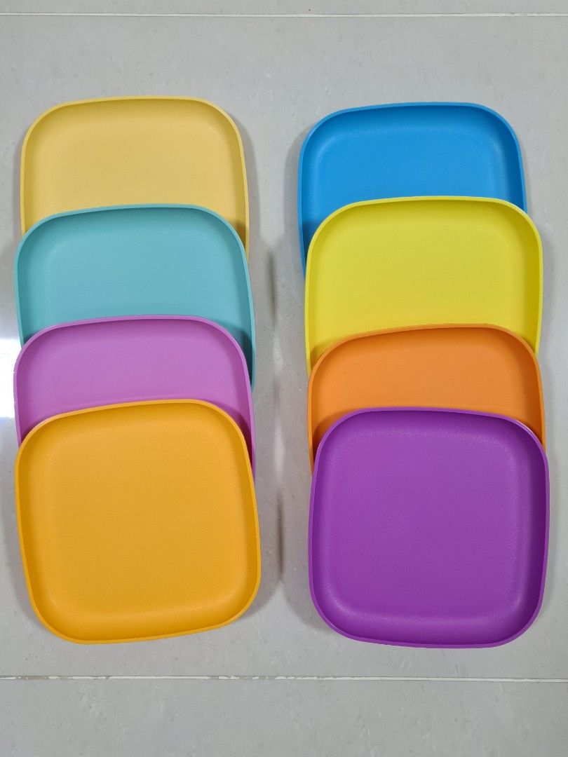 Tupperware snack plate / Luncheon plate, Furniture & Home Living