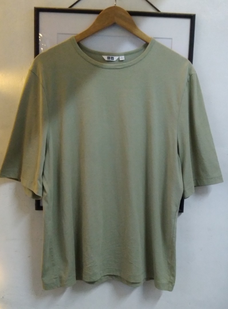 UNIQLO AIRISM CROP SHIRT OVERSIZED on Carousell