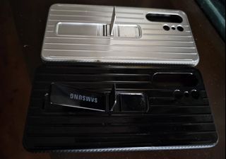 USED - SAMSUNG S21 ULTRA SILICONE/METAL CASE 2pcs SILVER/BLACK
