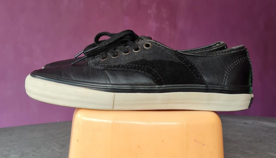 Vans vault sale spectator