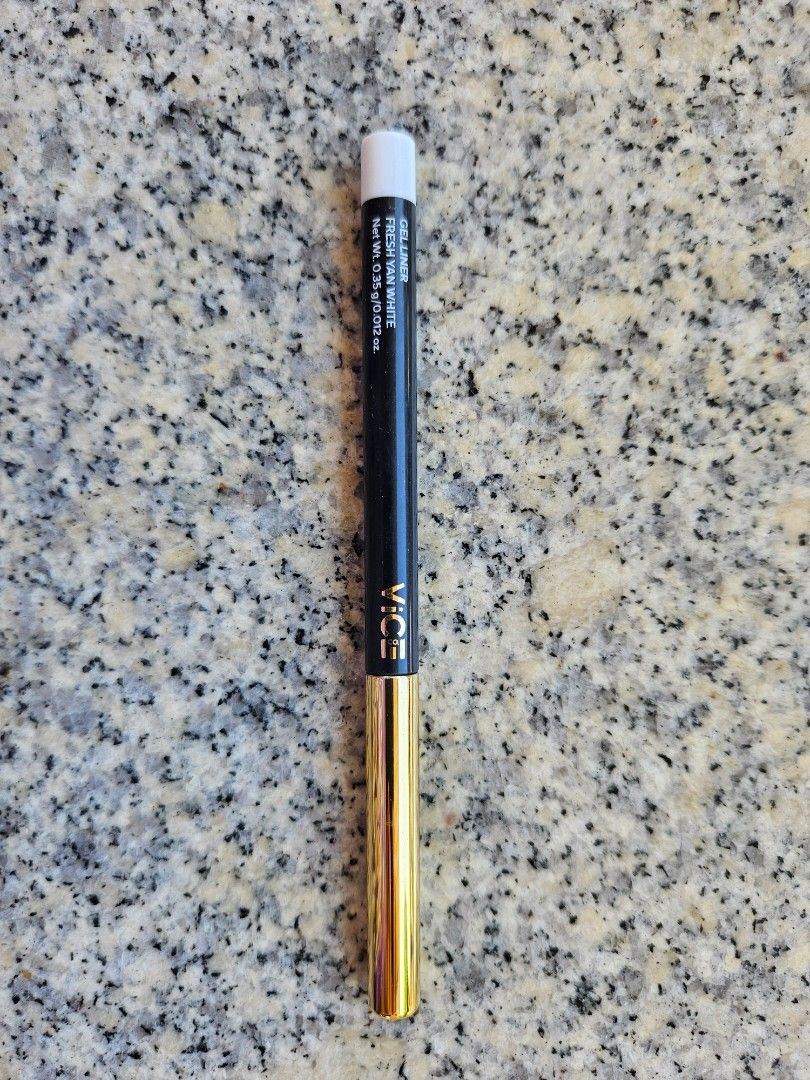 Vice Gel Liner | Fresh Yan White (Category: Makeup) located in San Carlos. Submitted by chsoki (Listing ID 1231274856, Image 2). Description: shipping included in price.