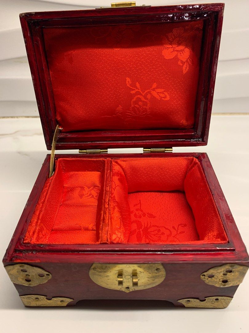 Vintage Chinese Wood Brass Jewelry Box with Lock Red Silk inside Chinese Jewelry Box Medallion