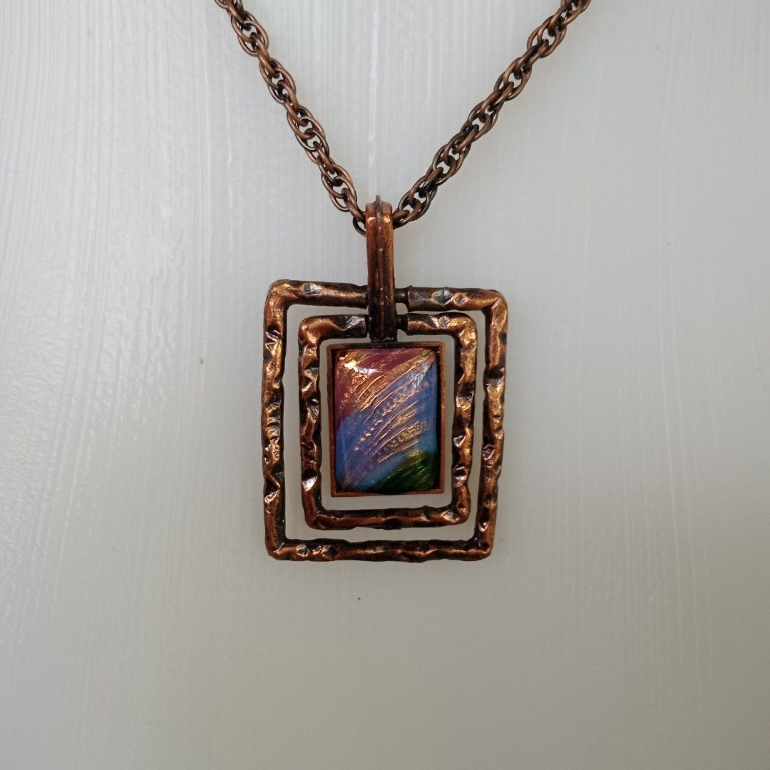 Vintage Necklace Copper Color (Category: Necklaces) located in Caloocan City. Submitted by laradidadi (Listing ID 1231336897, Image 2). Description: .