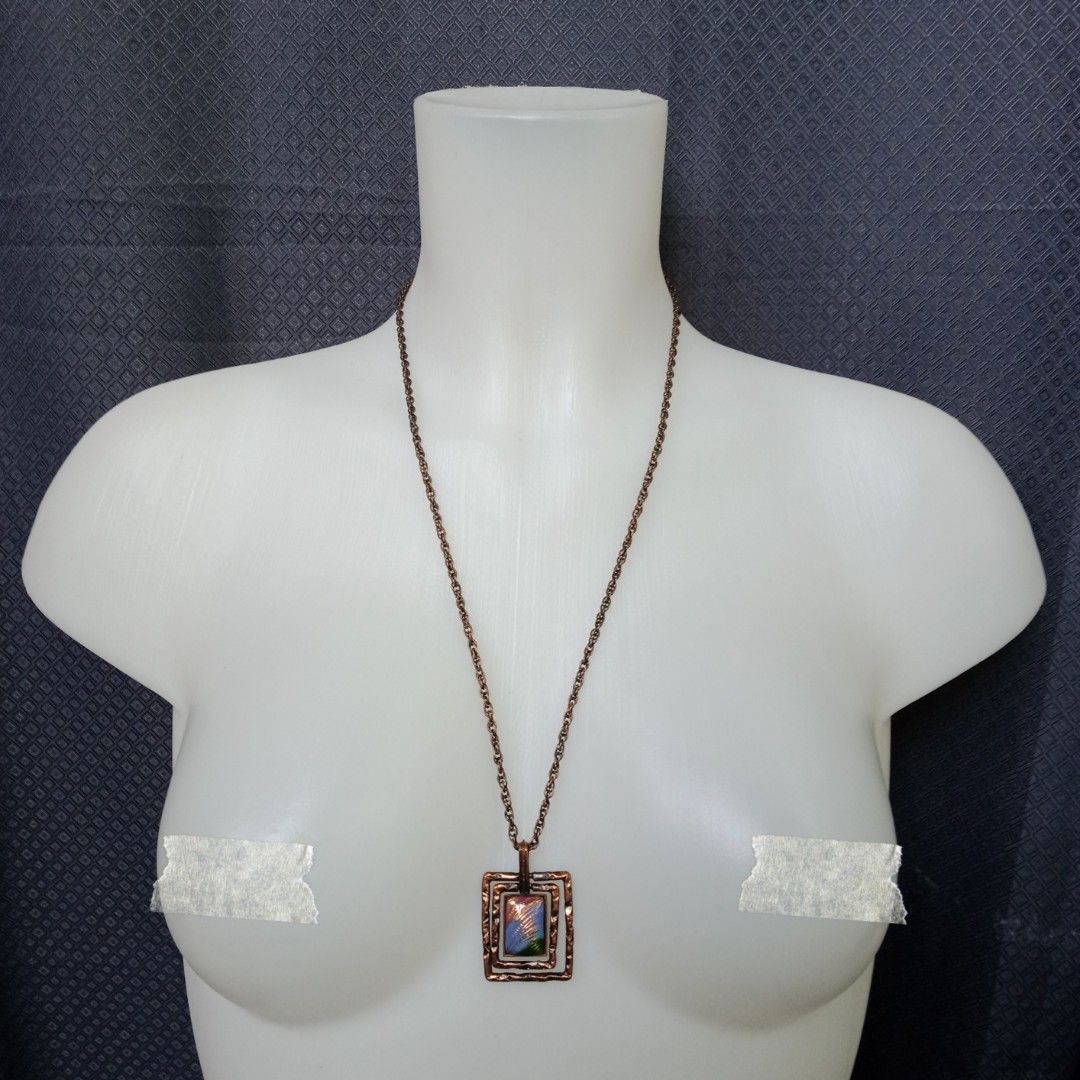 Vintage Necklace Copper Color (Category: Necklaces) located in Caloocan City. Submitted by laradidadi (Listing ID 1231336897, Image 1). Description: .