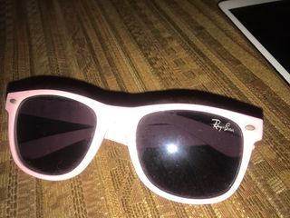 Vintage pink rayban sunglasses