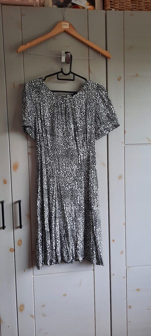 Warehouse animal print dress Women s Fashion Dresses Sets