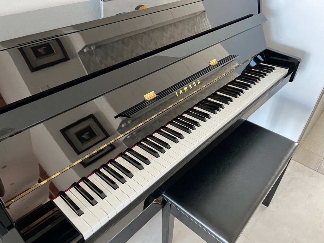 Yamaha Upright Piano, Hobbies & Toys, Music & Media, Musical
