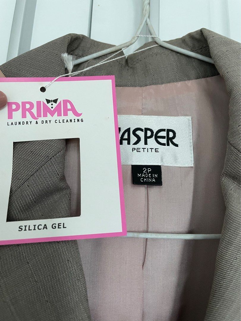 🆕 Kasper Petite Grey Office Coat Jacket and Matching Skirt Set  #SALEPASRAYA, Women's Fashion, Dresses & Sets, Sets or Coordinates on  Carousell