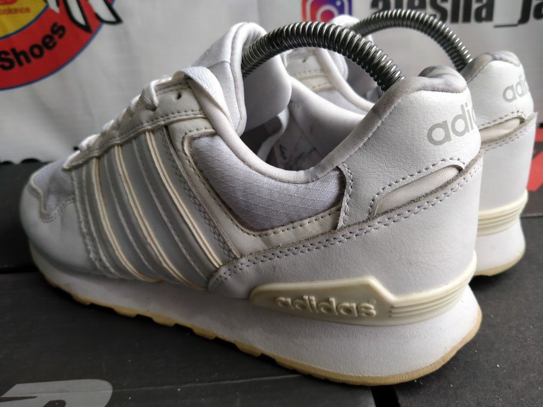 Adidas Neo 10k size 41 Fesyen Pria Sepatu Sneakers di Carousell