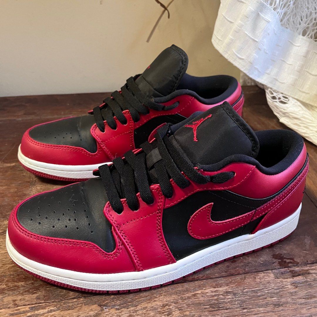 Air Jordan 1 Low(MEN)US7, Men's Fashion, Footwear, Sneakers on Carousell