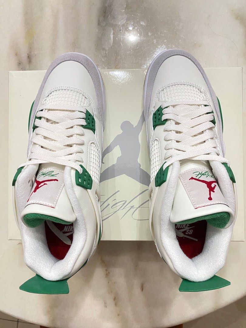 Air Jordan 4 SB Pine Green