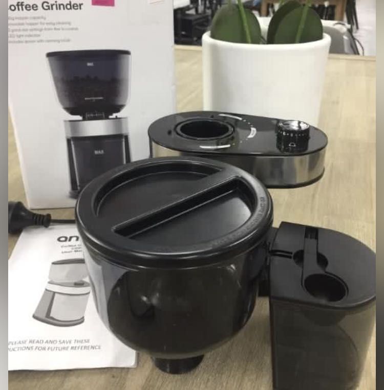 anko coffee grinder (Category: Coffee Machines & Makers) located in Cabuyao City. Submitted by nicoleecloset (Listing ID 1230912009, Image 2). Description: Still new, 2 pcs available.