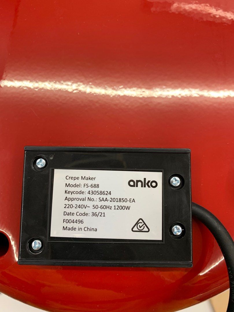 Anko Crepe Maker - FS-688 (Category: Cookware & Accessories) located in Pasay City. Submitted by jen.pen (Listing ID 1231475008, Image 3). Description: Anko FS-688 Crepe Maker Variable Temperature Control Diameter: 12 in (approx.).