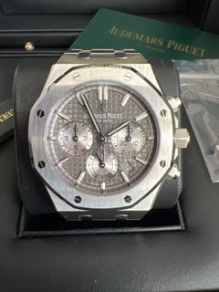 (Category: ) located in . Submitted by horologistt (Listing ID 1231484482, Image 1). Description: .
