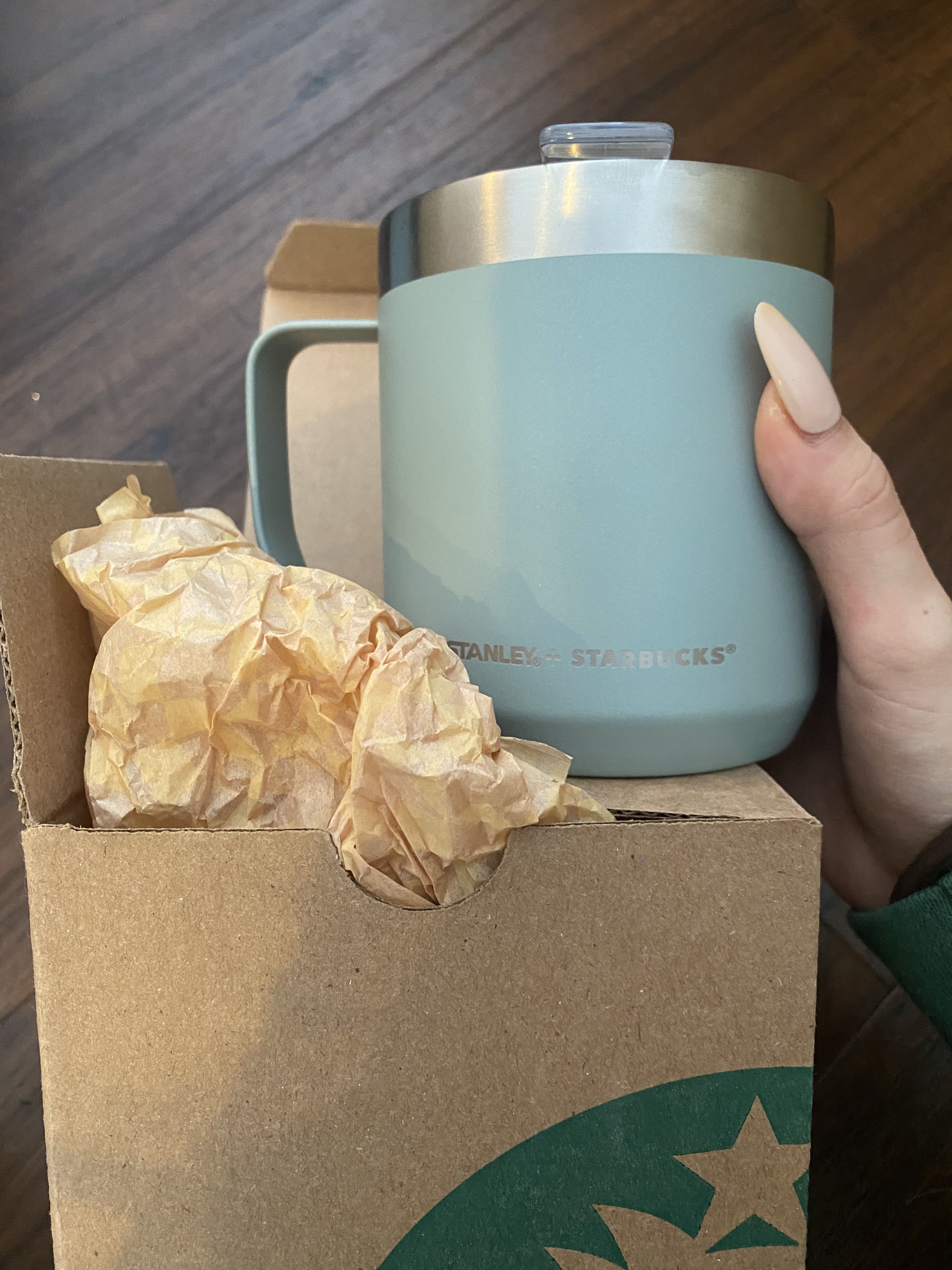 BNIB Stanley Starbucks Insulated Mug With Drink Through Lid, Furniture