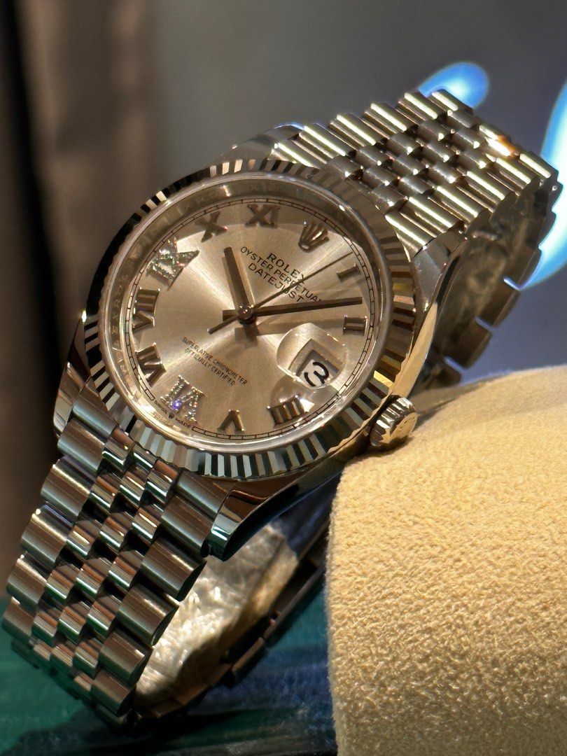 Brand new Rolex Datejust 36 126234 2023 4 Silver Roman VI IX Diamonds Fluted Bezel jubilee Bracelet Automatic 3235 movement 70hours