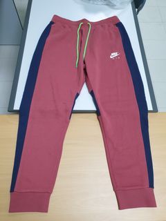 Brandnew Authentic Nike Jogger Pants (made in Columbia)