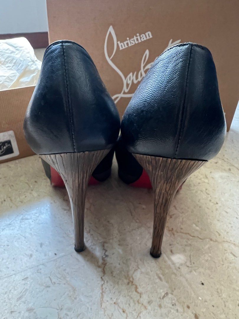 Christian louboutin kitten heels sale best sale
