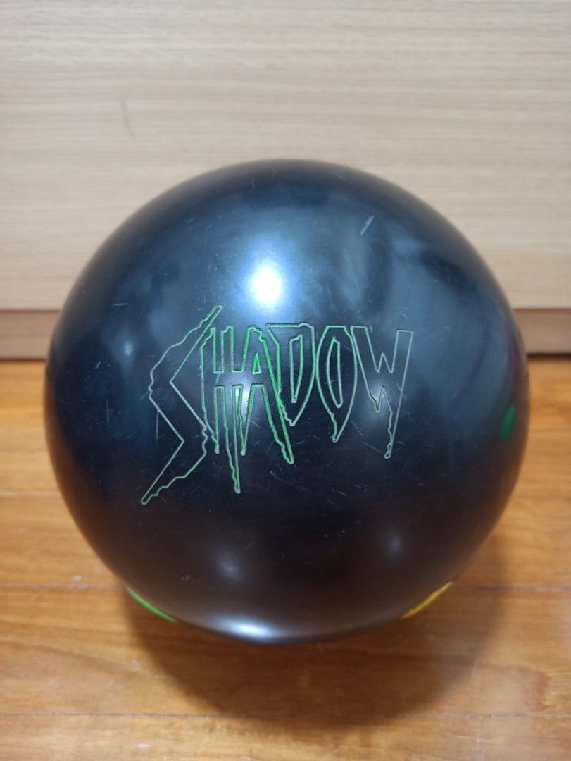 Columbia 300 Urethane Bowling Ball + Bag, Sports Equipment, Sports