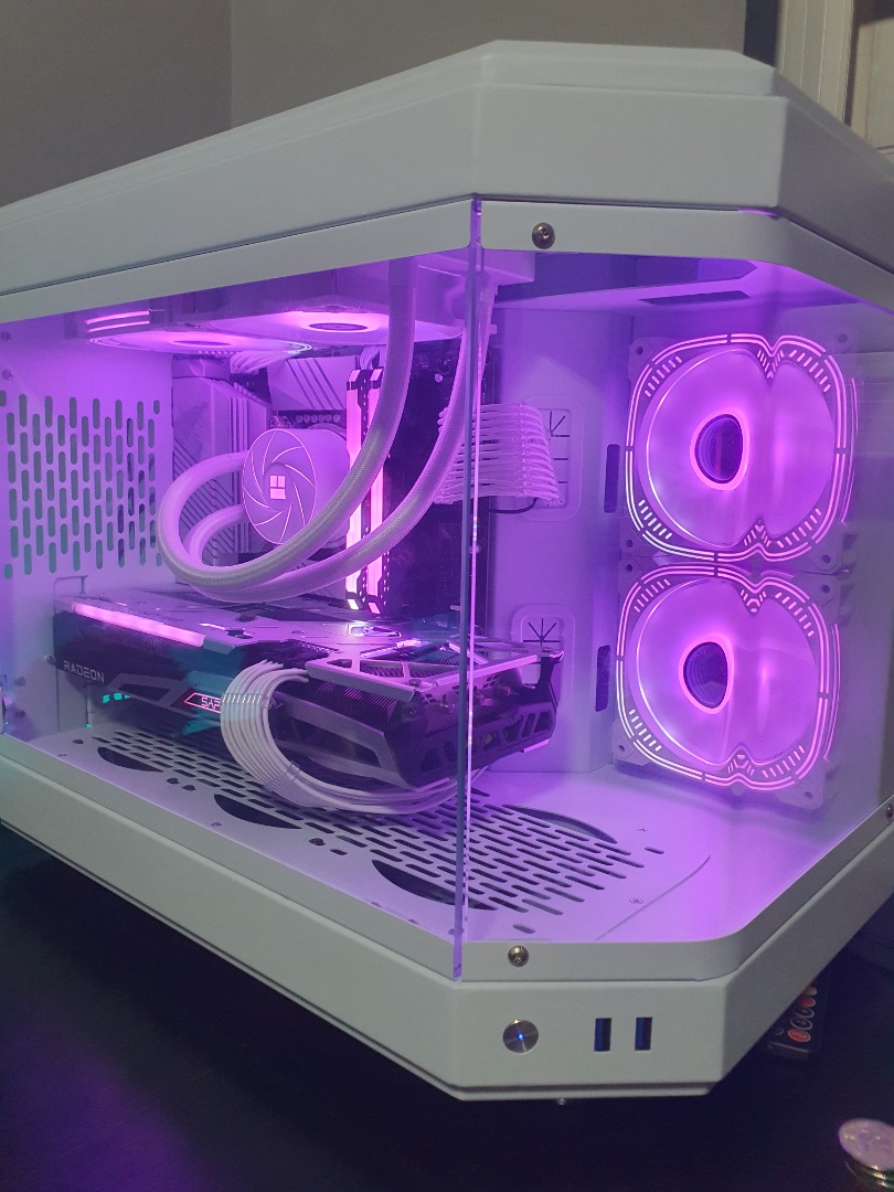Custom Budget Mid Range Gaming PC RX 6700 XT | PERFORMANCE IS SIMILAR ...
