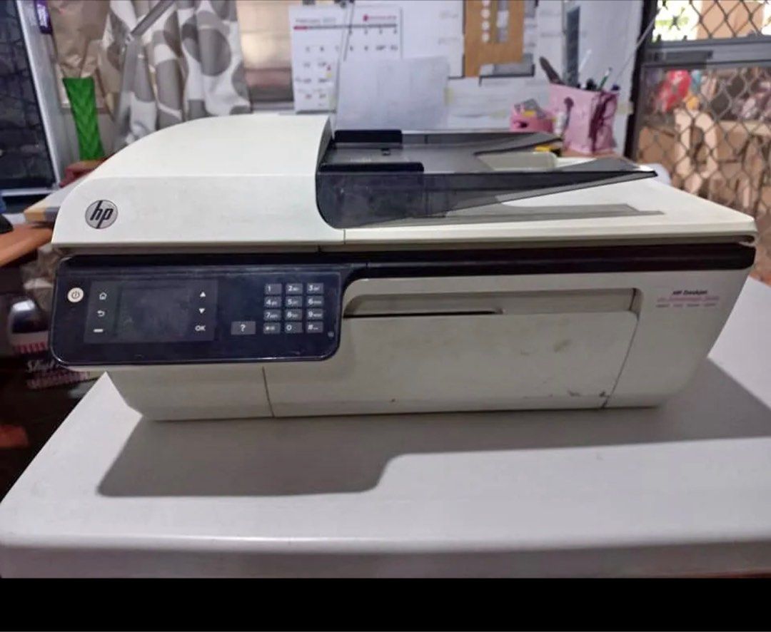 Defective HP Deskjet Ink Advantage Printer (Category: Printers, Scanners & Copiers) located in Las Pinas. Submitted by tyrone295 (Listing ID 1231593253, Image 3). Description: Sino po bumili ng sirang printer? Message niyo po ako. Pwede po pag-usapan jung magkano. Model: HP Deskjet Ink Advantage 2645 (print fax scan copy) Issue: ayaw na mag feed ng papel Loc. Talon Uno Las Pinas .