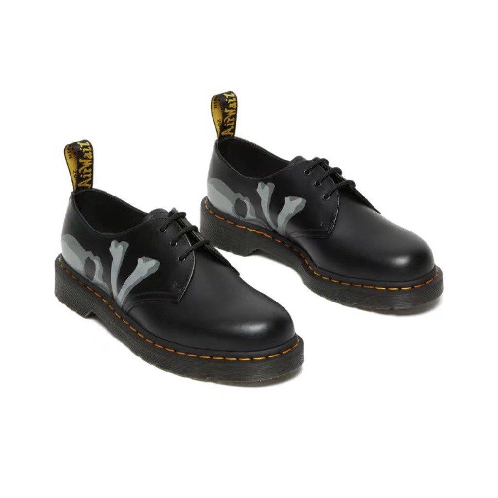 Dr. Martens BAPE x MMJ 1461 Low, Men's Fashion, Footwear, Casual Shoes on  Carousell