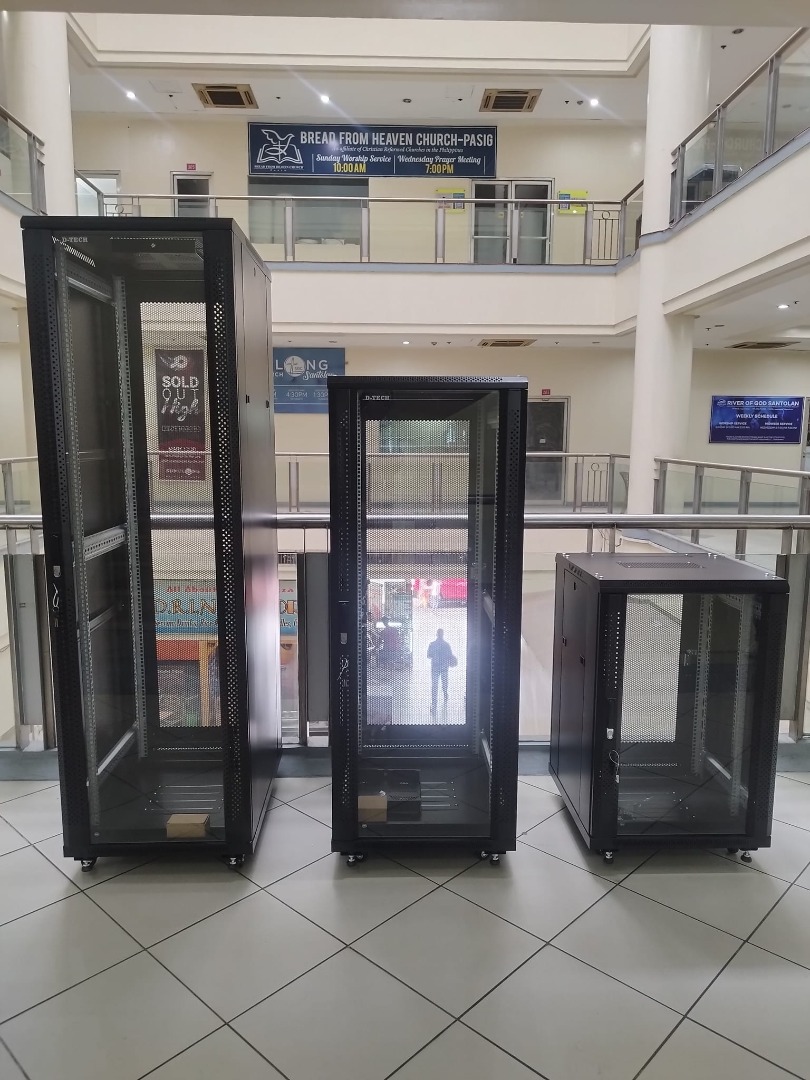 DTech Free Standing Network Data Server Rack, Furniture & Home Living, Furniture