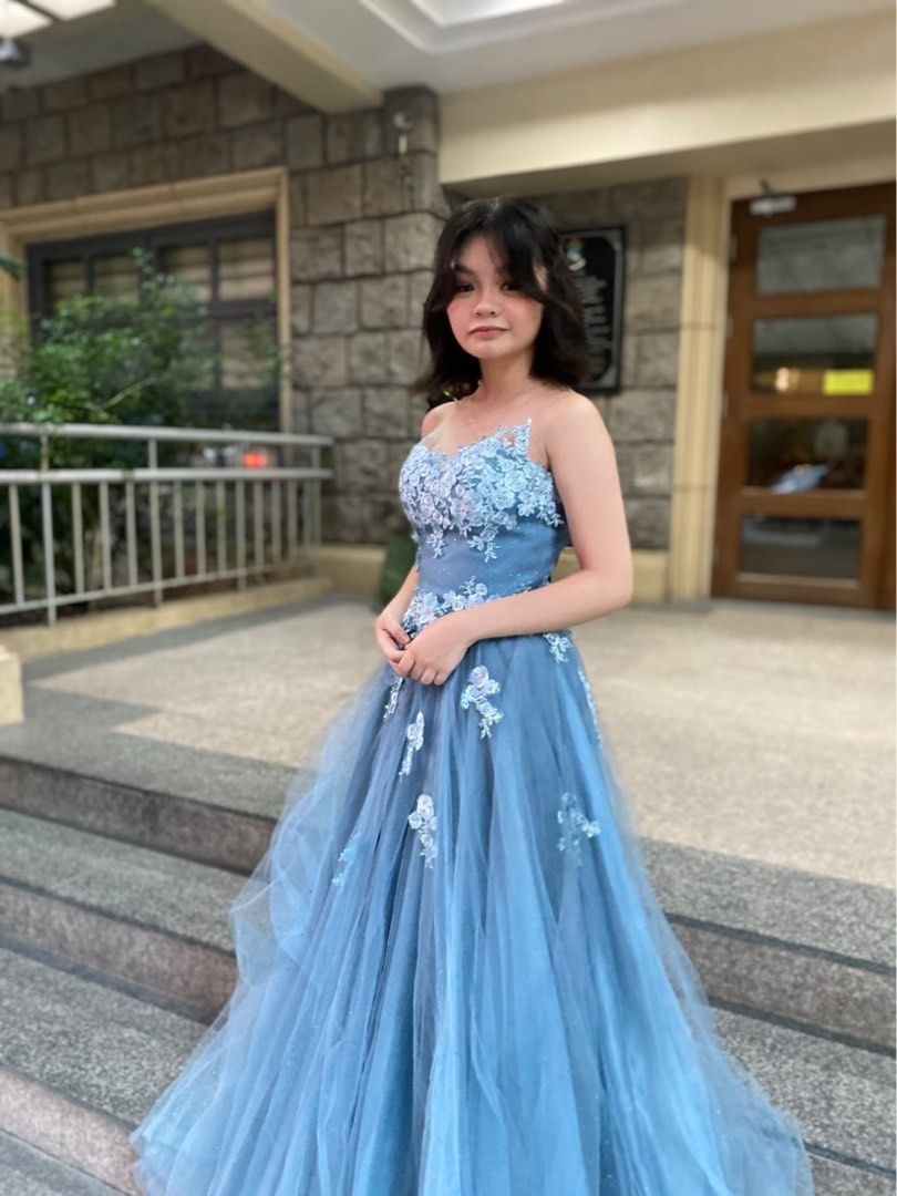 Prom gown top for rent