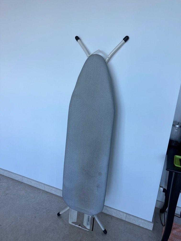 Extra long ironing board, TV & Home Appliances, Irons & Steamers on Carousell