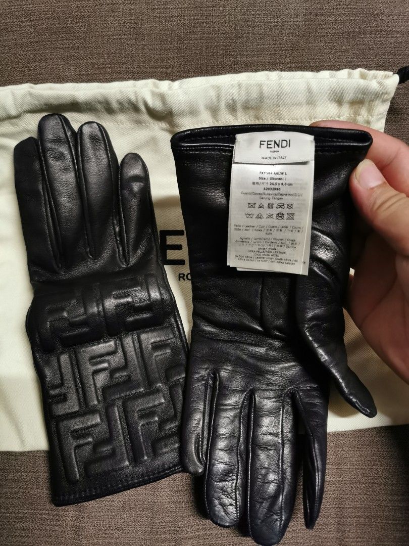 Fendi leather gloves store