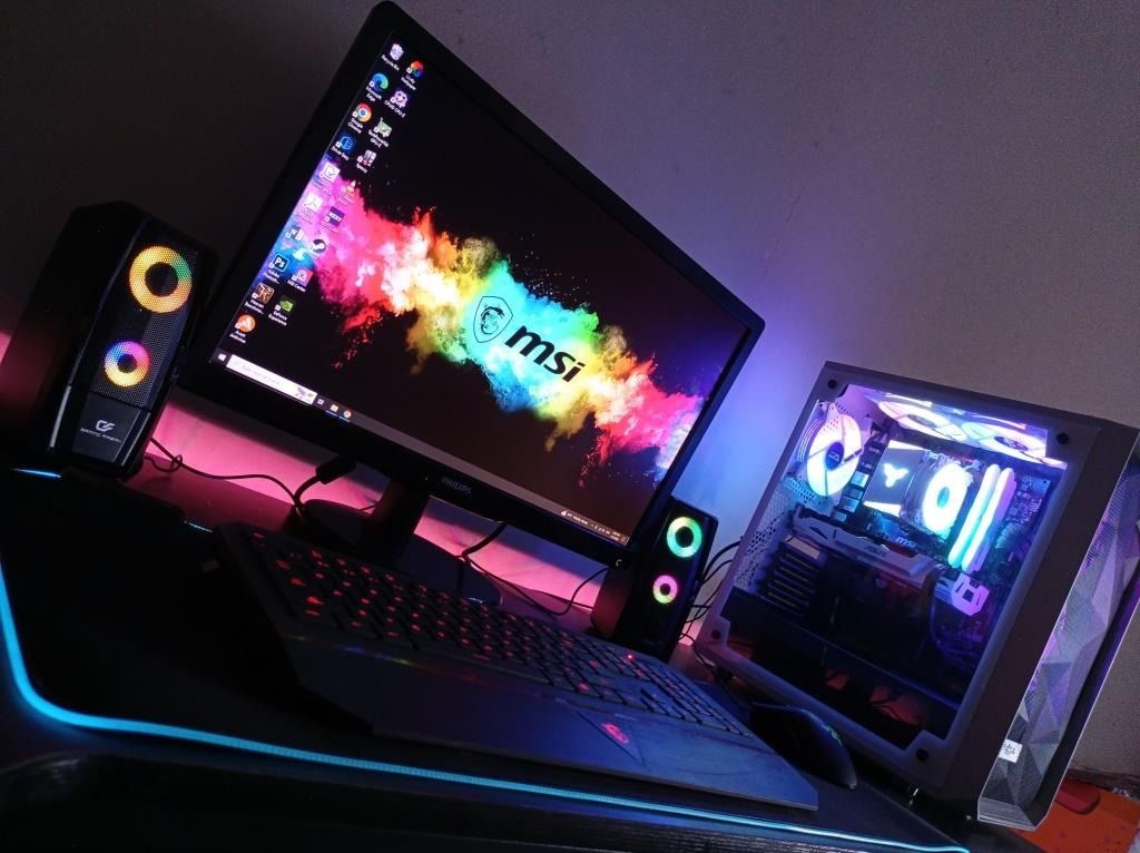 FULL SET Gaming PC RYZEN 5 GTX 1070 8gb OC WHITE BUILD, Computers