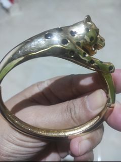 Gelang dan cincin leopard