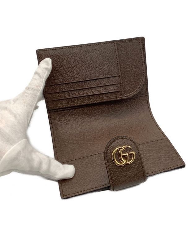 Gucci Passport Case on Carousell