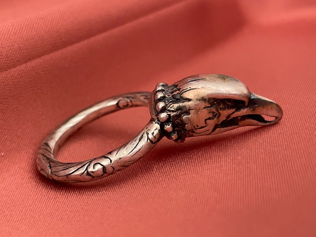 Gucci shop eagle ring