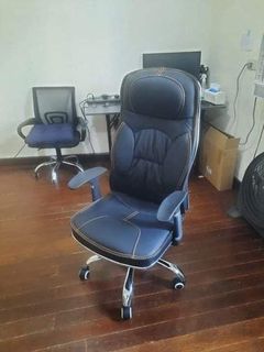 Heavy Duty Executive Chair High Back Office Chair PVC Armrest w/caster Wheel